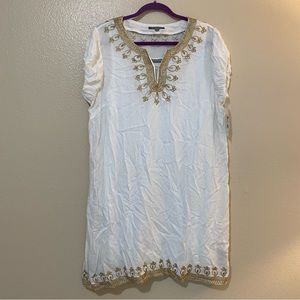 NWT NY Collection Lined Women’s White Dress Gold Embroidered Neckline Size XL